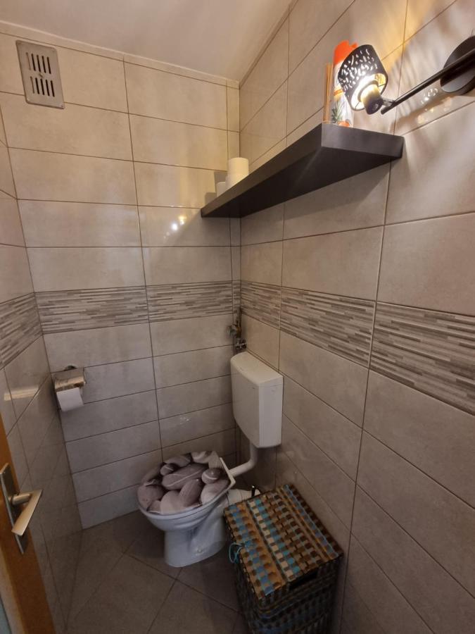Apartment Gulek Zrece Exterior photo
