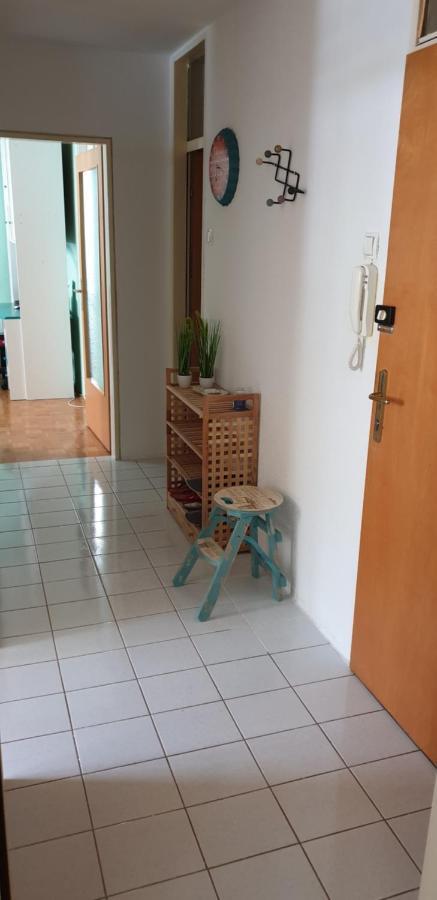 Apartment Gulek Zrece Exterior photo